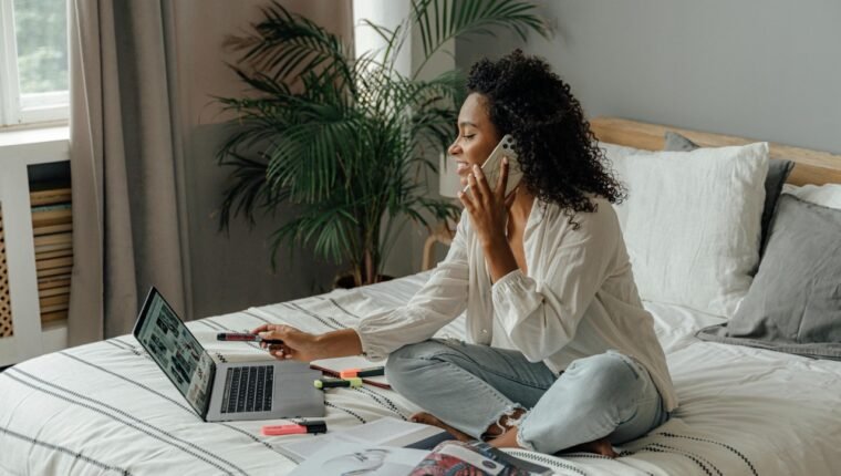 How to Transition From a Full-Time Job to Freelancing
